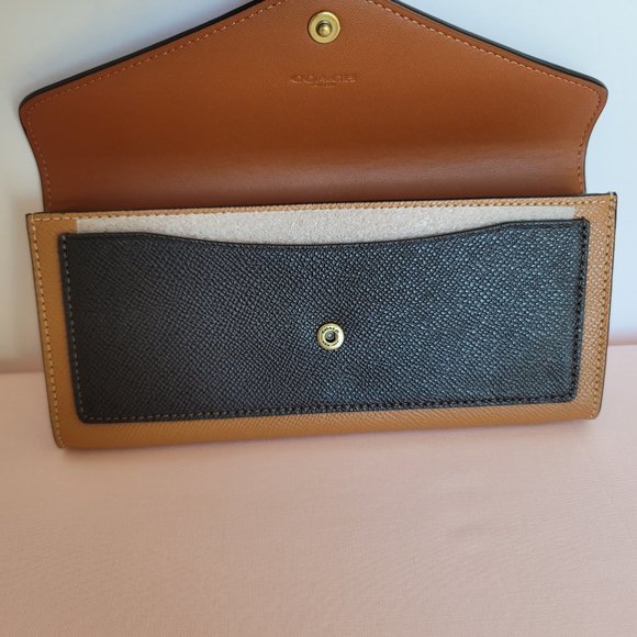 COACH Wyn Colorblocked Crossgrain Leather Large Wallet- Light Camel Multi⭐ - Picture 13 of 16